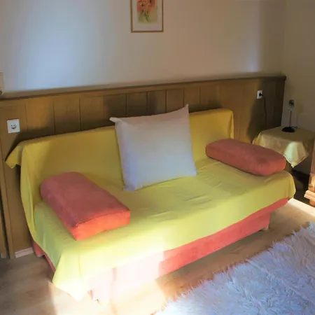 Apartament Apartment In Fuegen Near Hochzillertal Skiing, Cleaning Included Fügen