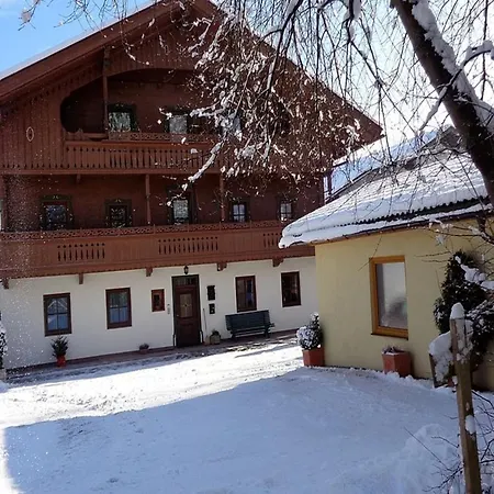 Apartment In Fuegen Near Hochzillertal Skiing, Cleaning Included Appartement